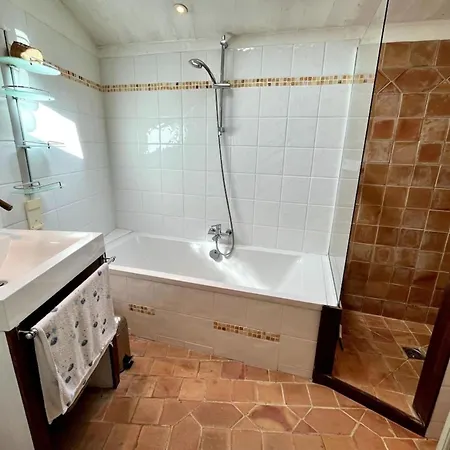 La Petite Terrasse *